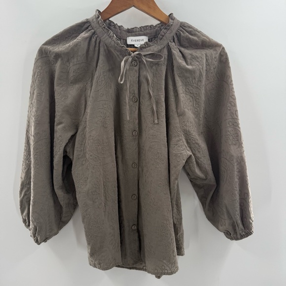 Evereve Palmer Embroidered Blouse Top Button Front Neutral Mocha Size Medium - Picture 3 of 11